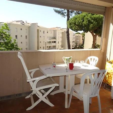 Lejlighed A : Piscine, Proche Port, Plages Et Aeroport, Parking Inclus - Fr-1-335-171 Hyères