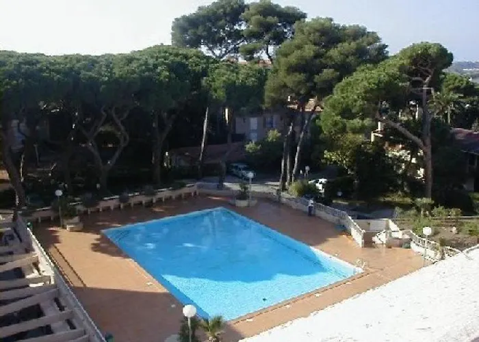 Lejlighed A : Piscine, Proche Port, Plages Et Aeroport, Parking Inclus - Fr-1-335-171 *