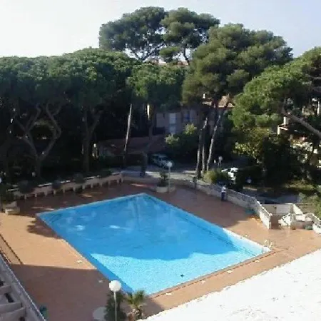 شقة A : Piscine, Proche Port, Plages Et Aeroport, Parking Inclus - Fr-1-335-171 *